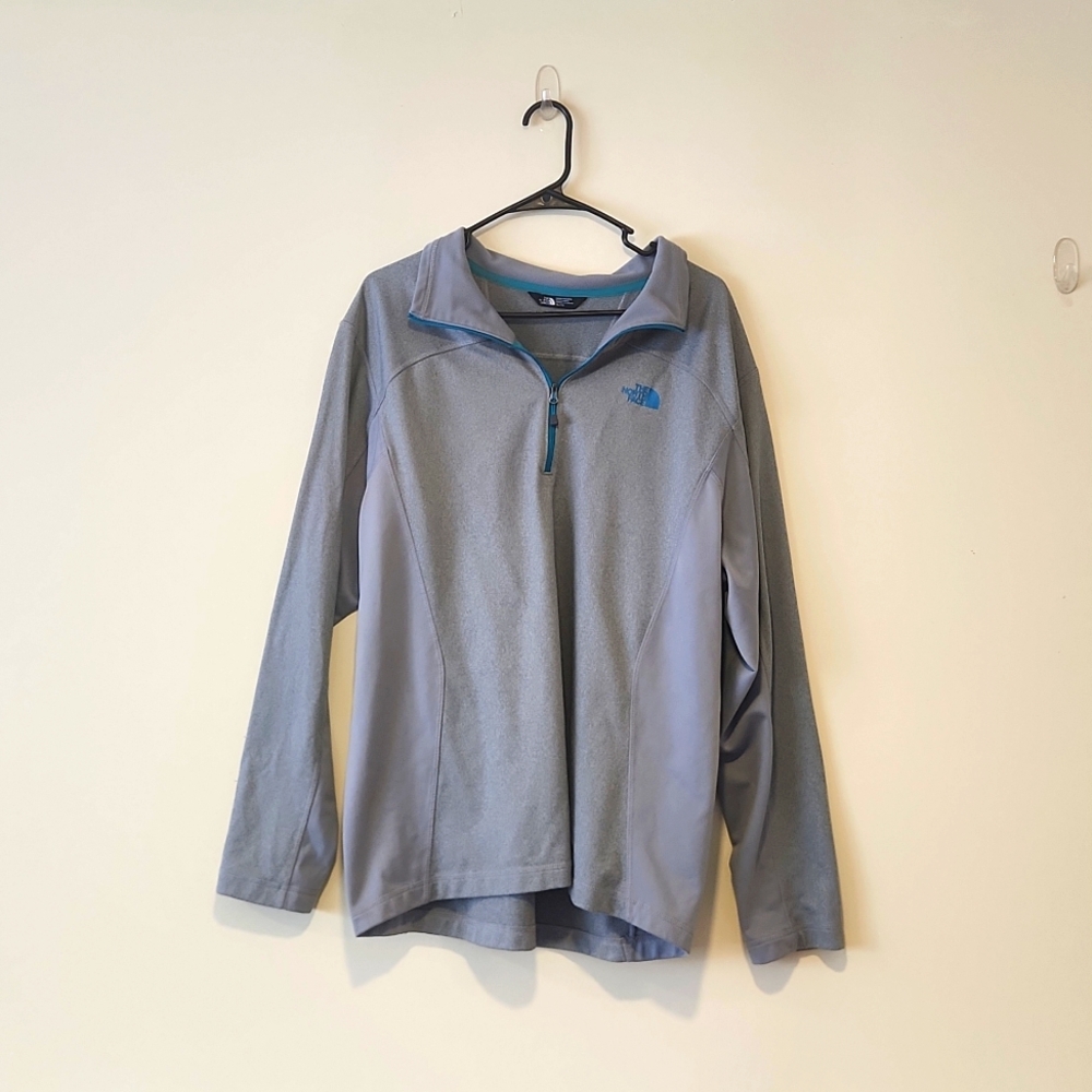 Northface Men's Quarter Zip Pullover Performance Shirt